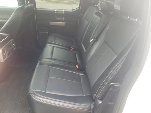 Used 2018 Ford F150 Lariat w/ Equipment Group 501A Mid AWD/4WD image 6