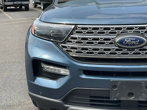 Used 2020 Ford Explorer Limited image 2