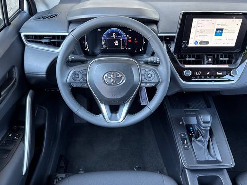 New 2026 Toyota Corolla Cross LE FWD image 16