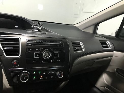 Used 2013 Honda Civic LX image 25