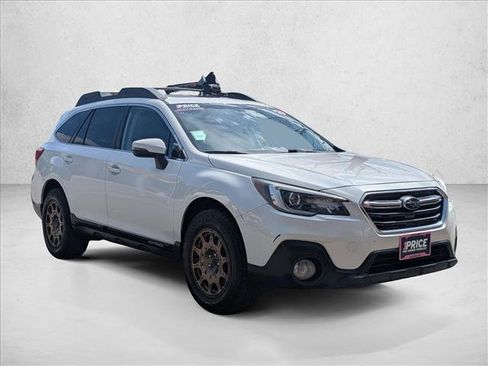 Used 2019 Subaru Outback 3.6R Limited image 3