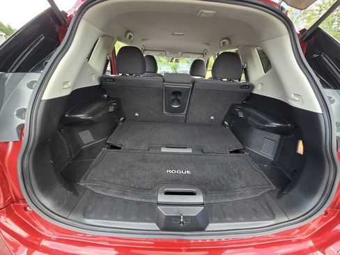 Used 2016 Nissan Rogue SV AWD/4WD image 14