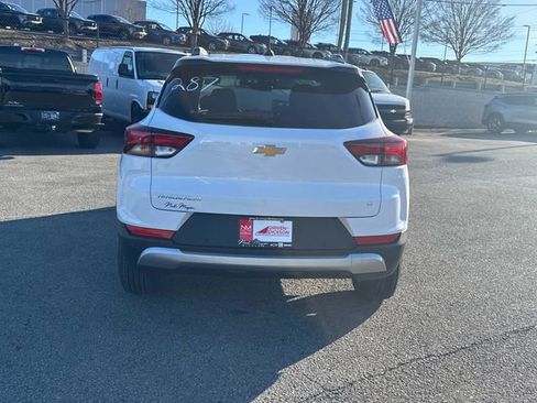 New 2026 Chevrolet TrailBlazer LT w/ Convenience Package FWD image 5