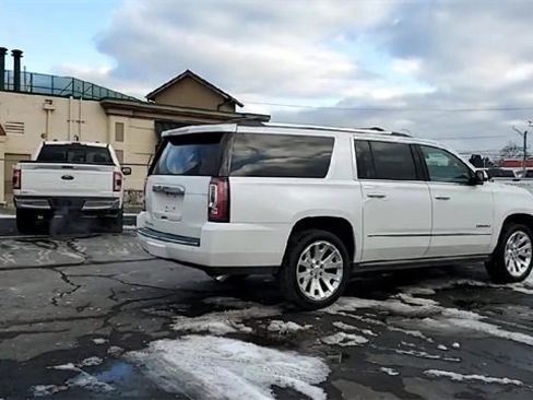 Used 2016 GMC Yukon XL Denali w/ Open Road Package image 8