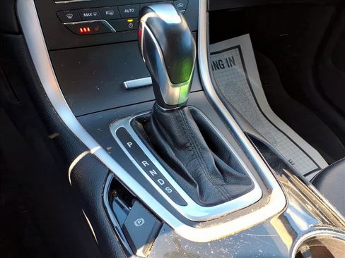 Used 2018 Ford Edge SEL w/ Equipment Group 201A image 20