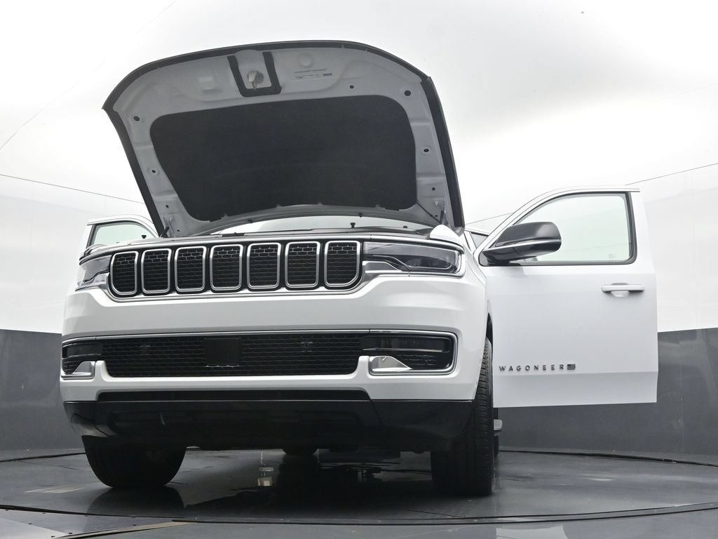 Used 2025 Jeep Wagoneer L 4WD image 66