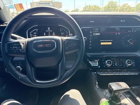 Used 2023 GMC Sierra 1500 AT4 w/ AT4 Premium Package image 11