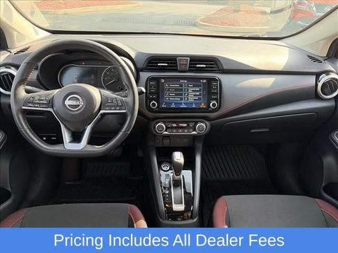 Used 2025 Nissan Versa SR FWD image 8