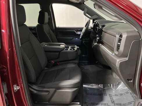 Used 2024 Chevrolet Silverado 1500 RST w/ Z71 Off-Road Package image 32