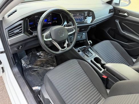 Used 2022 Volkswagen Jetta S FWD image 14