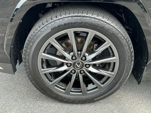 Certified 2024 Lexus LX 600 F Sport AWD/4WD image 9