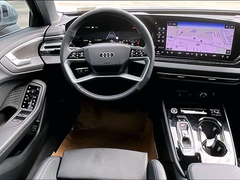 Used 2025 Audi A5 2.0T Premium Plus image 6