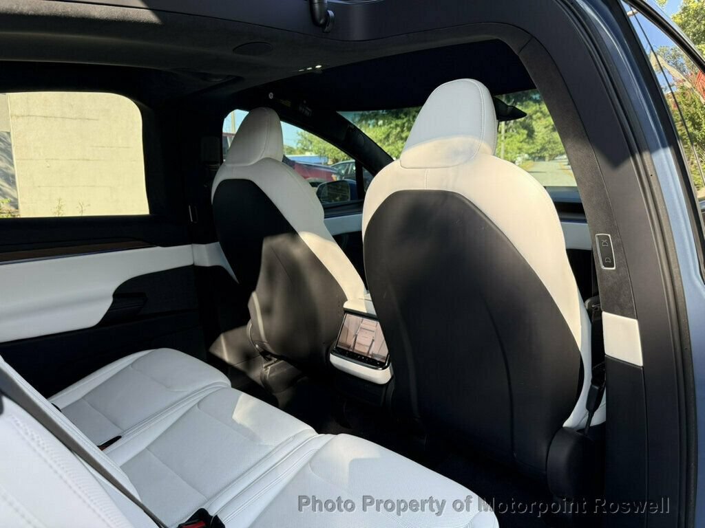 Used 2026 Tesla Model X AWD/4WD image 18