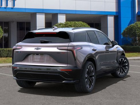 New 2025 Chevrolet Blazer EV RS image 4