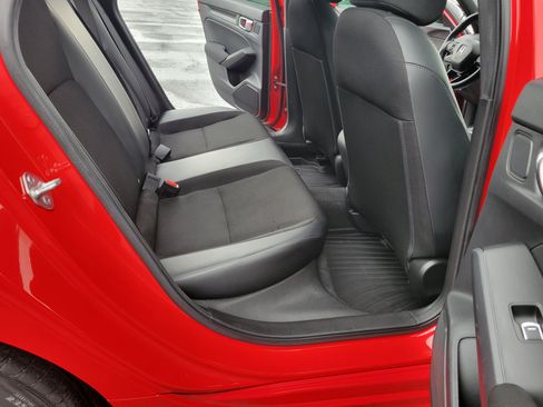 Used 2022 Honda Civic Sport image 28