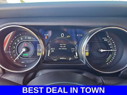 Used 2023 Jeep Wrangler Unlimited Rubicon 4xe w/ Steel Bumper Group AWD/4WD image 18