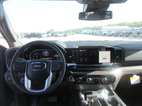 New 2026 GMC Sierra 1500 SLT w/ SLT Convenience Package AWD/4WD image 17