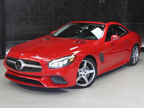 Used 2017 Mercedes-Benz SL 550 image 6