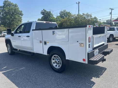 Used 2023 Chevrolet Silverado 3500 W/T RWD image 7