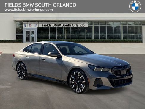 New 2026 BMW 530i w/ M Sport Package RWD image 1