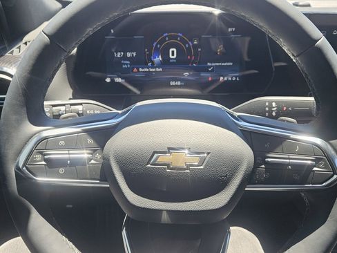 Used 2026 Chevrolet Equinox LT w/ Convenience Package II FWD image 16