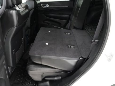 Used 2020 Jeep Grand Cherokee Altitude image 63