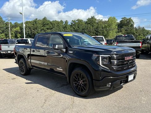 Used 2022 GMC Sierra 1500 Elevation w/ Elevation Premium Package AWD/4WD image 1