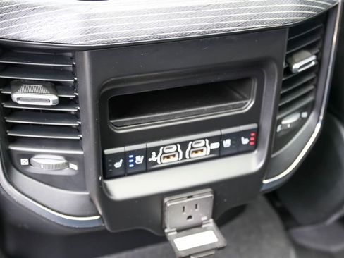 Used 2020 RAM 1500 Limited AWD/4WD image 20
