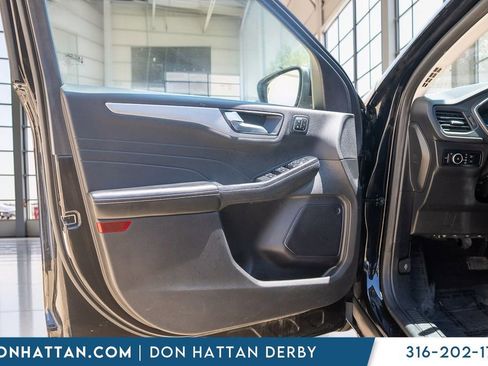 Used 2023 Ford Escape Platinum AWD/4WD image 15