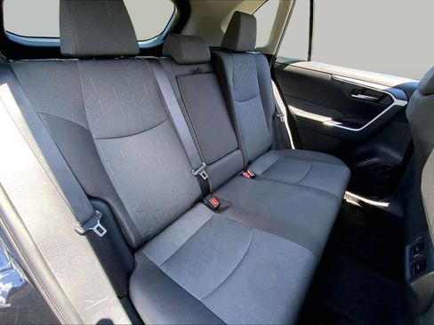 Used 2025 Toyota RAV4 XLE FWD image 19