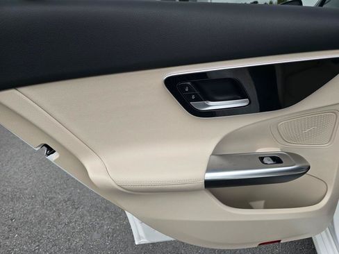 Used 2024 Mercedes-Benz C 300 4MATIC Sedan image 19