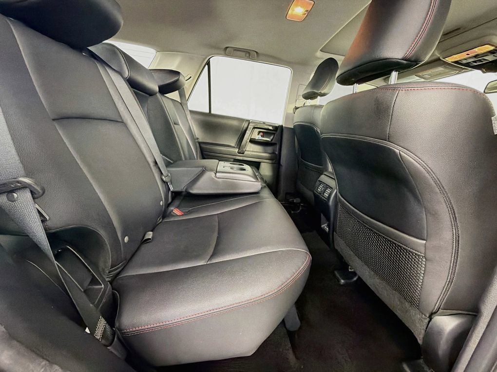 Used 2023 Toyota 4Runner TRD Off-Road Premium w/ Moonroof Package AWD/4WD image 28