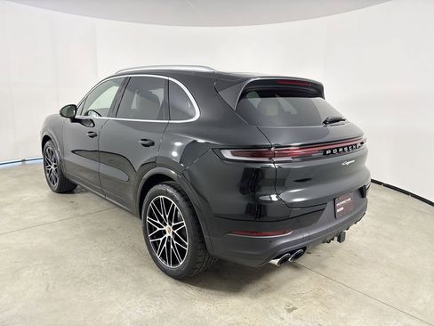 New 2026 Porsche Cayenne AWD/4WD image 3