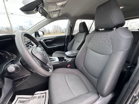 Used 2024 Toyota RAV4 XLE image 19