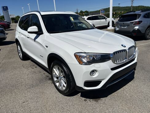 Used 2015 BMW X3 xDrive28i AWD/4WD image 1