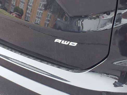 Used 2022 Ford Edge Titanium w/ Equipment Group 301A image 28