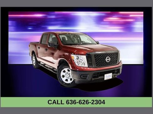 Used 2017 Nissan Titan S image 1