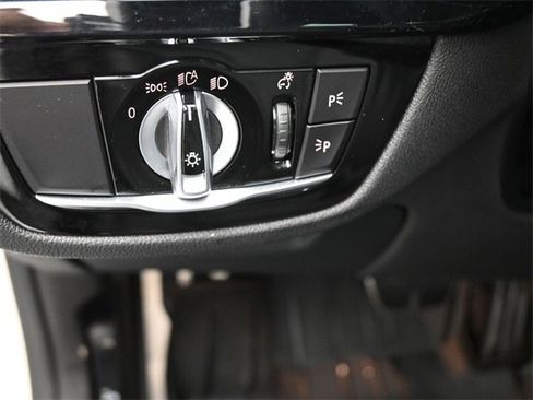 Used 2022 BMW 540i w/ Executive Package image 20