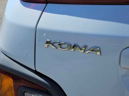 Used 2019 Hyundai Kona SE image 12