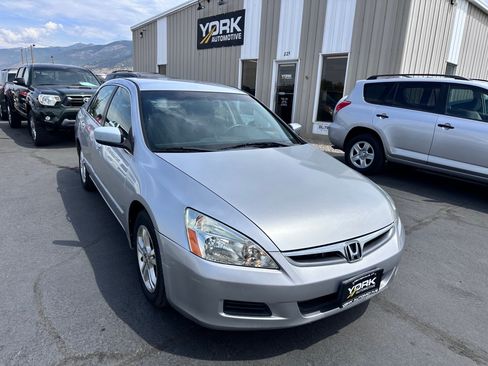Used 2006 Honda Accord SE image 1