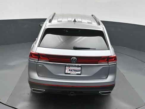Used 2025 Volkswagen Atlas SE FWD image 38
