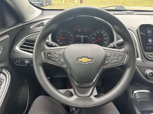 Used 2023 Chevrolet Malibu LT FWD image 14