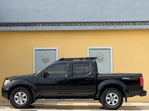 Used 2012 Nissan Frontier PRO-4X w/ Pro-4x Luxury Pkg AWD/4WD image 8
