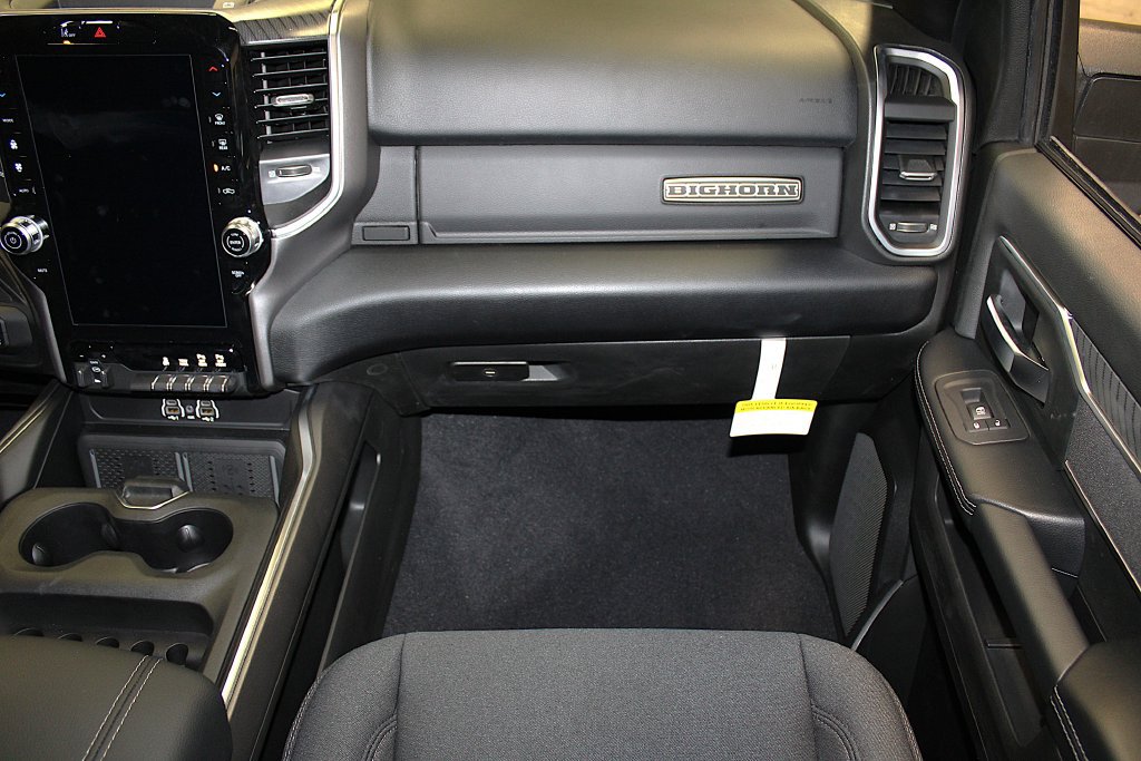 New 2026 RAM 2500 Big Horn AWD/4WD image 34