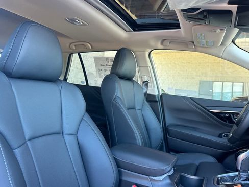 New 2025 Subaru Outback Limited image 18