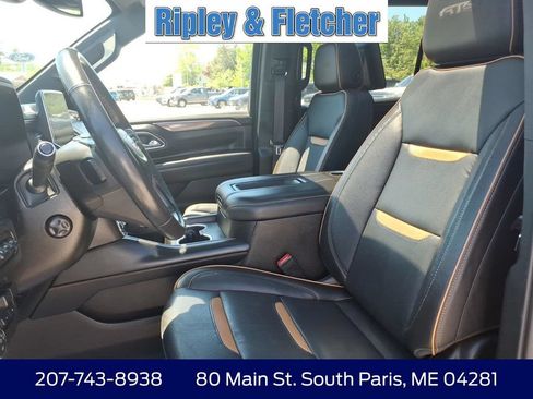 Used 2021 GMC Yukon XL AT4 w/ AT4 Premium Plus Package AWD/4WD image 15