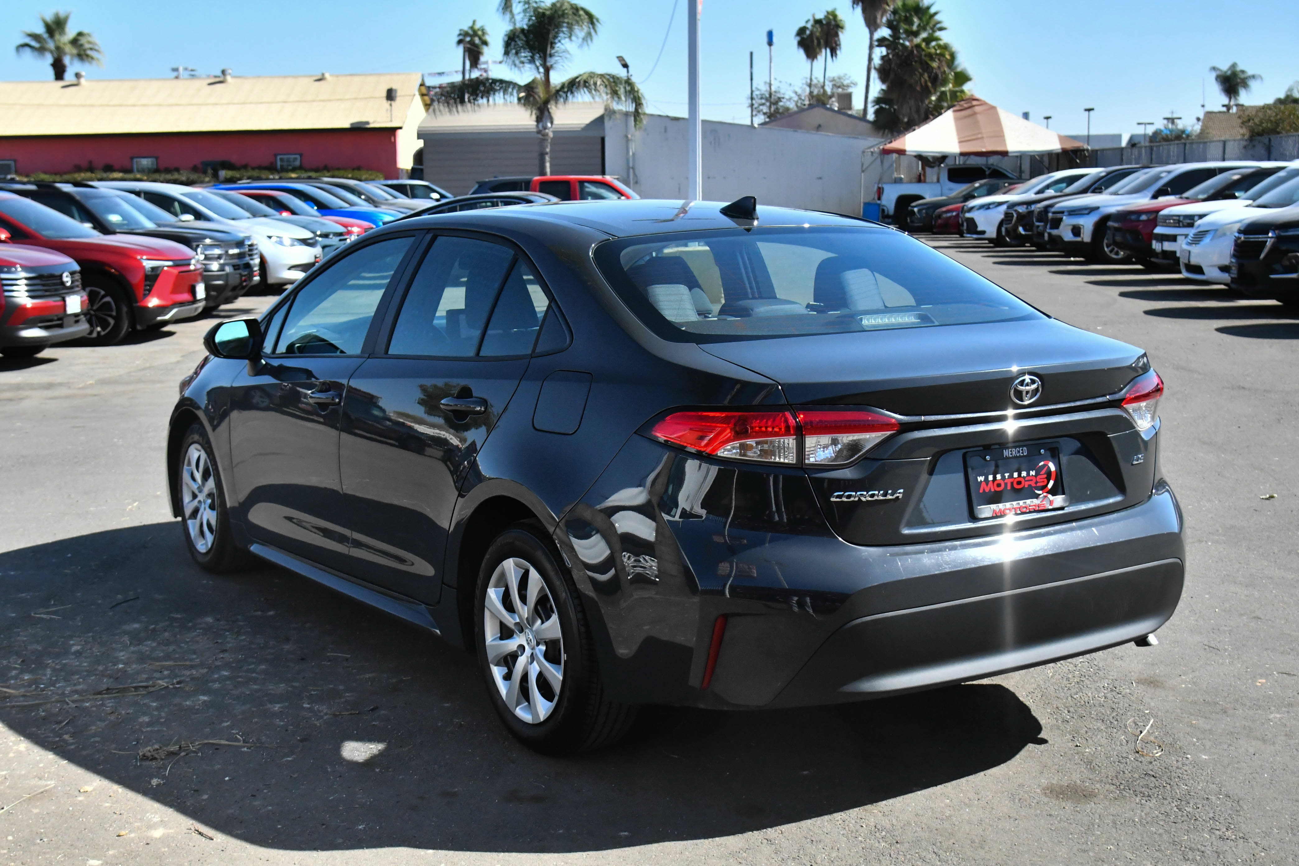 Used 2025 Toyota Corolla LE FWD image 6