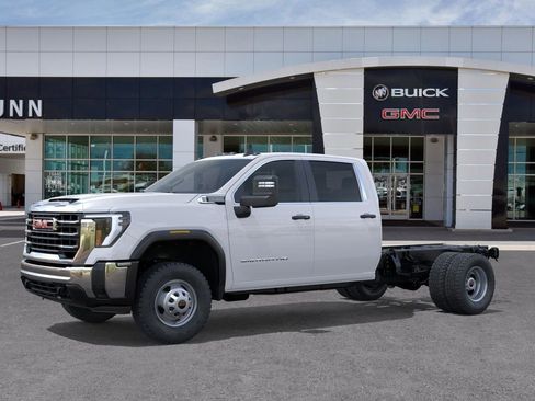 New 2025 GMC Sierra 3500 Pro w/ Convenience Package AWD/4WD image 2