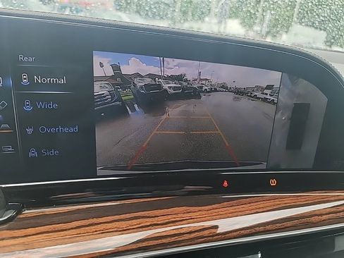 Used 2022 Cadillac Escalade Premium Luxury RWD image 20