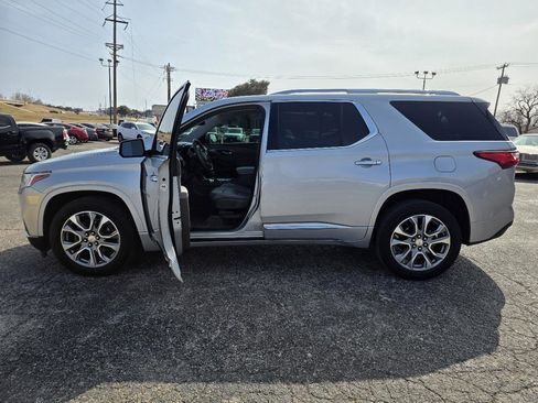Used 2020 Chevrolet Traverse Premier AWD/4WD image 9